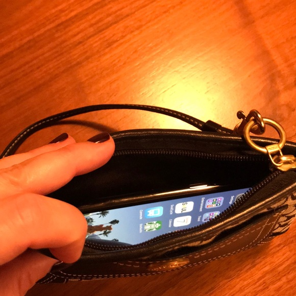 Coach wristlet. - Picture 2 of 2